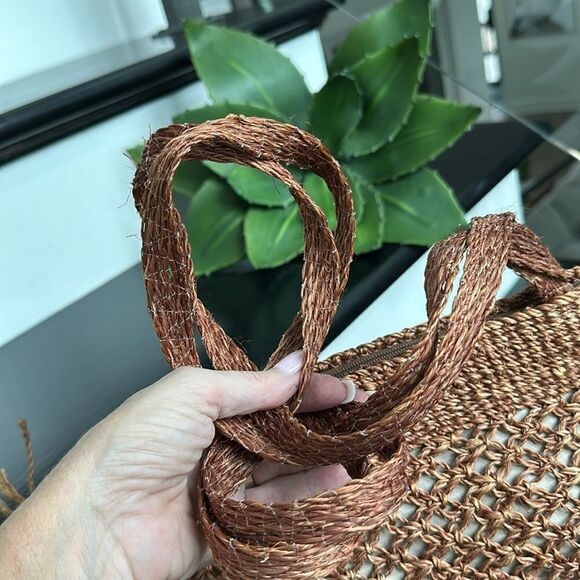 Woven shoulder tote purse straw zipper top relaxed boho fall - Picture 8 of 10